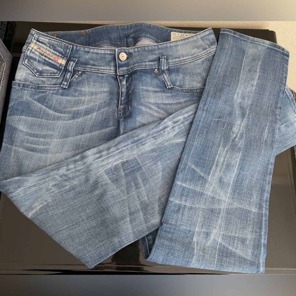 SALE!!! DIESEL Jeans. Style: Matic Slim -Tapered Jeans Light Blue Wash